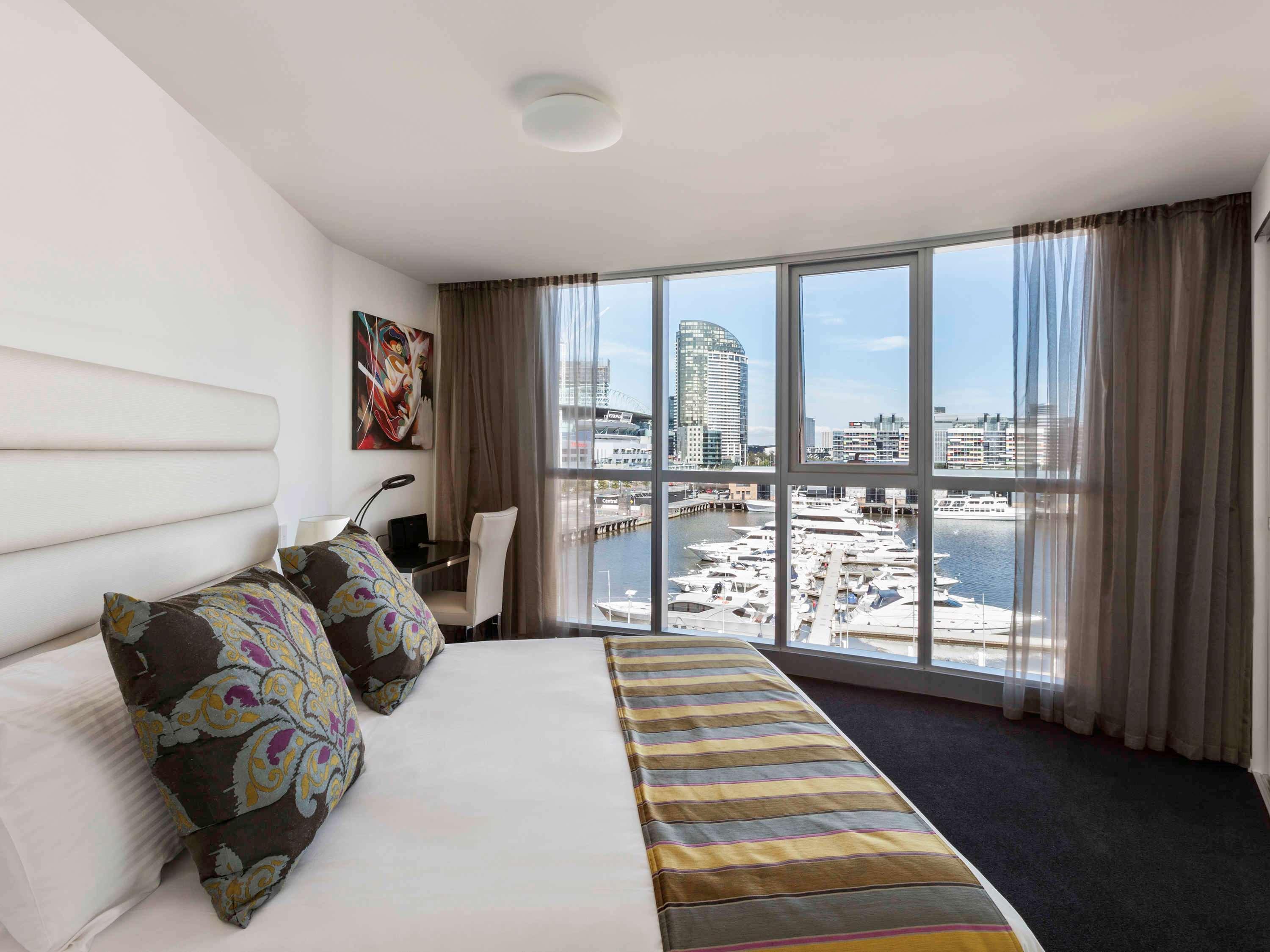 The Sebel Melbourne Docklands Hotel Экстерьер фото